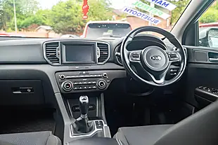 Used 2016 Kia Sportage 2 Euro 6 (s/S) Silver Frost - Interior and Exterior details 16