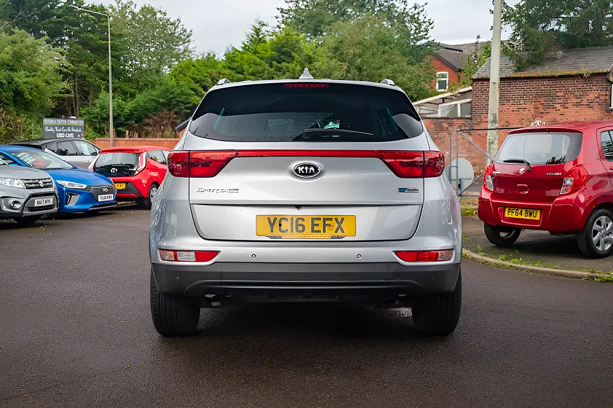 Used 2016 Kia Sportage 2 Euro 6 (s/S) Silver Frost - Interior and Exterior details 7