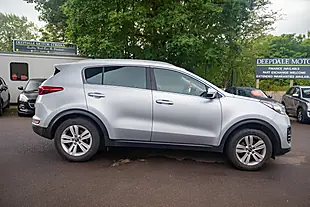 Used 2016 Kia Sportage 2 Euro 6 (s/S) Silver Frost - Interior and Exterior details 9