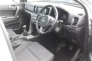 Used 2016 Kia Sportage 2 Silver - Interior and Exterior details 3