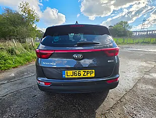 Used 2016 Kia Sportage 2 Silver - Interior and Exterior details 6
