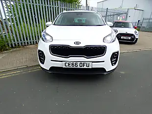 Used 2016 Kia Sportage 2 White - Interior and Exterior details 4
