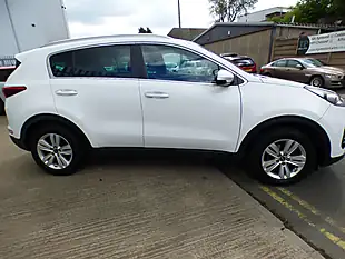 Used 2016 Kia Sportage 2 White - Interior and Exterior details 6