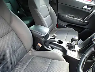 Used 2016 Kia Sportage 2 White - Interior and Exterior details 7