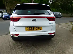 Used 2016 Kia Sportage 2 White - Interior and Exterior details 9