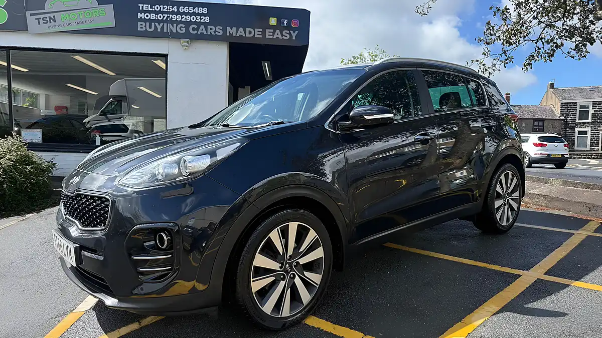 Used 2016 Kia Sportage 3 Black - Interior and Exterior details 13