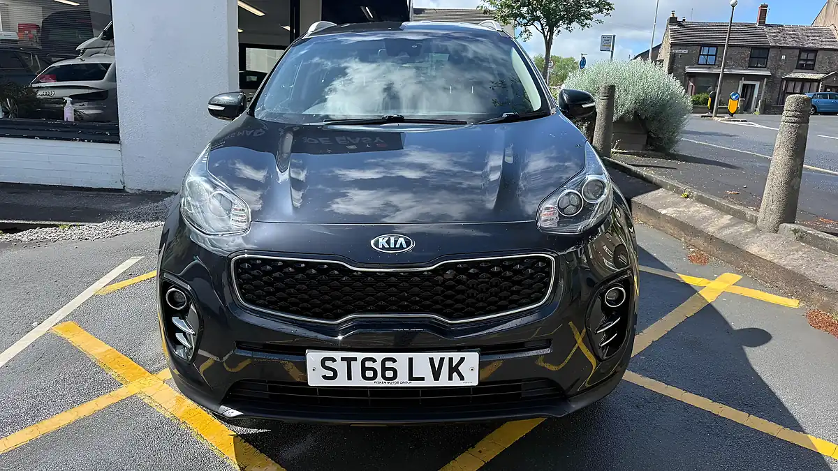 Used 2016 Kia Sportage 3 Black - Interior and Exterior details 6