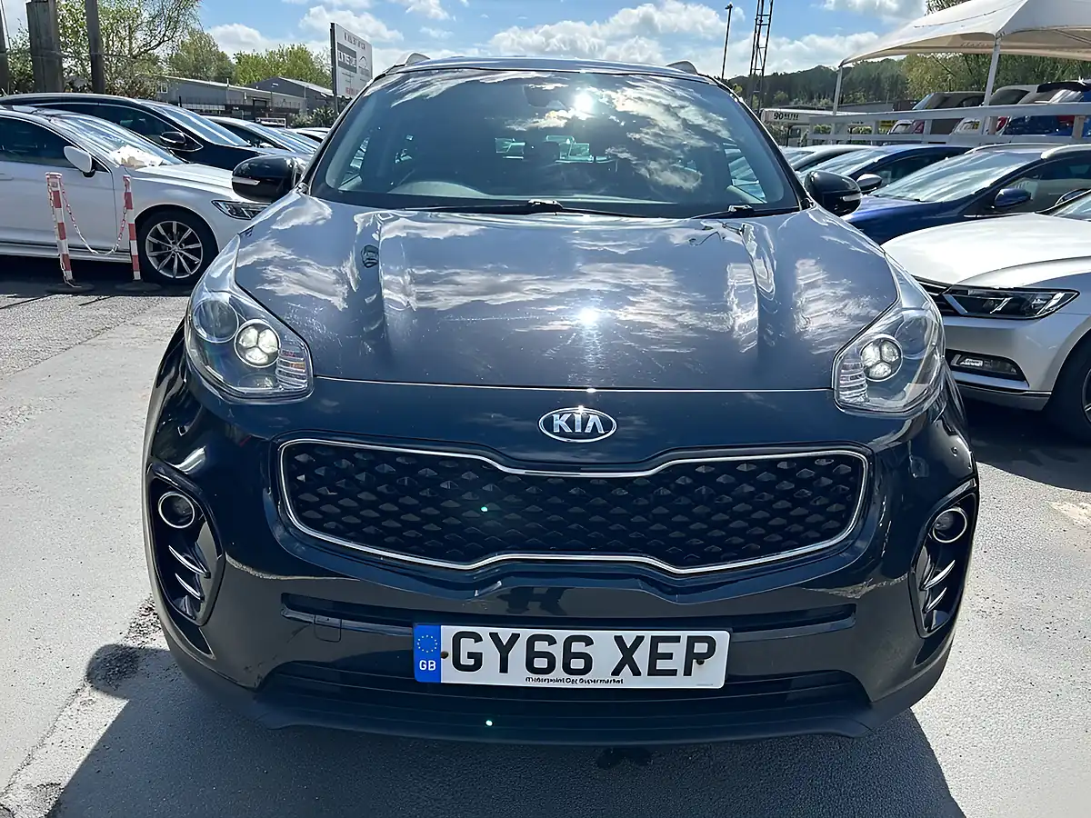 Used 2016 Kia Sportage 3 Black - Interior and Exterior details 12