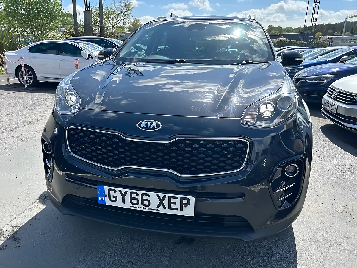 Used 2016 Kia Sportage 3 Black - Interior and Exterior details 14