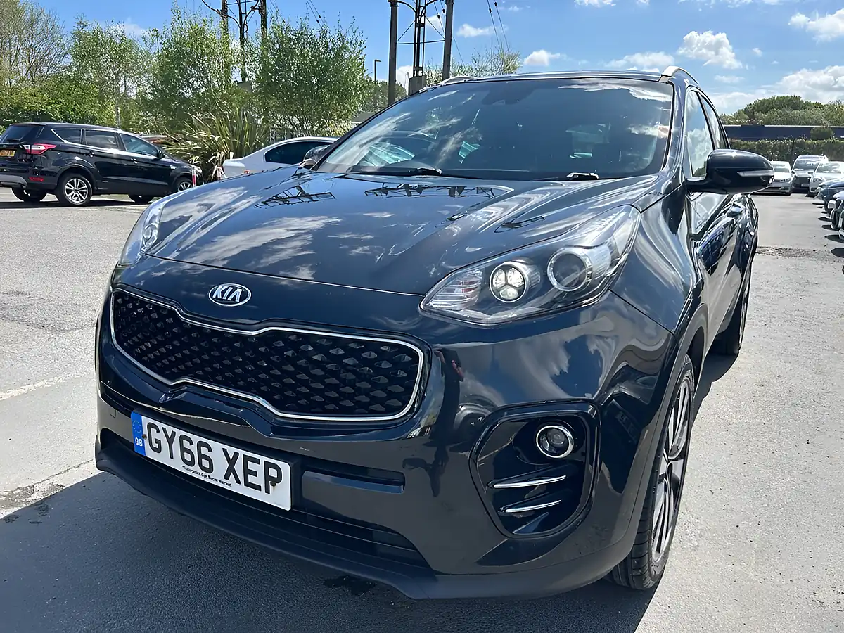 Used 2016 Kia Sportage 3 Black - Interior and Exterior details 16