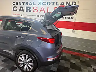 Used 2016 Kia Sportage 3 Blue - Interior and Exterior details 4