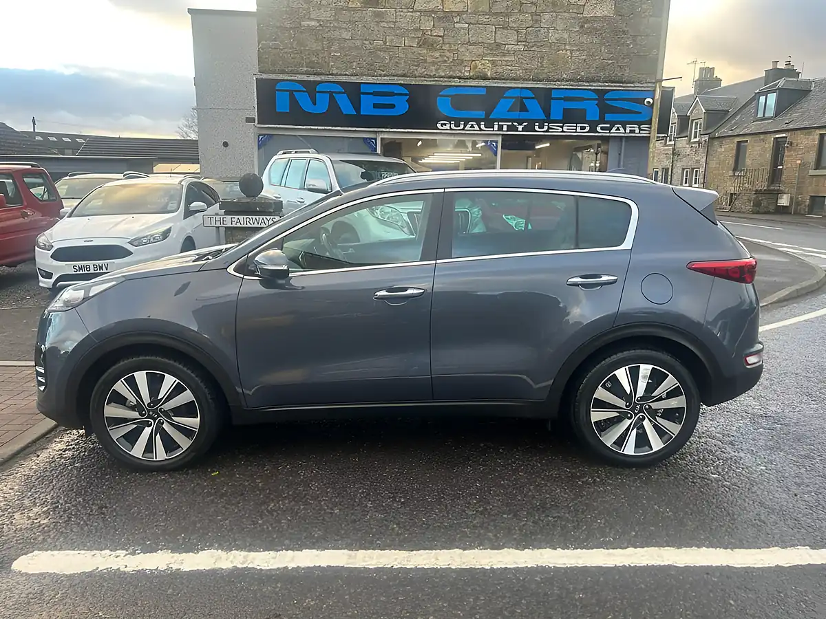 Used 2016 Kia Sportage 3 Blue - Front View