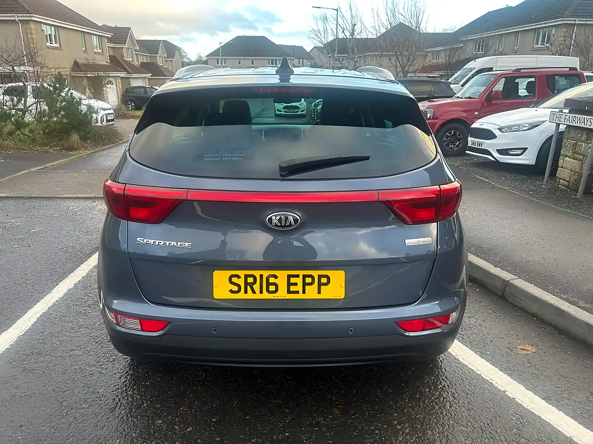 Used 2016 Kia Sportage 3 Blue - Interior and Exterior details 6