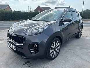 Used 2016 Kia Sportage 3 Silver - Interior and Exterior details 10
