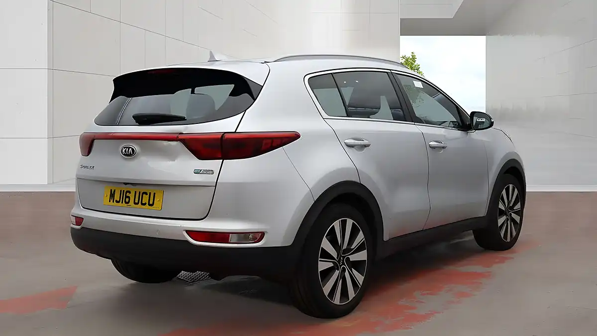 Used 2016 Kia Sportage 3 Silver - Interior and Exterior details 4