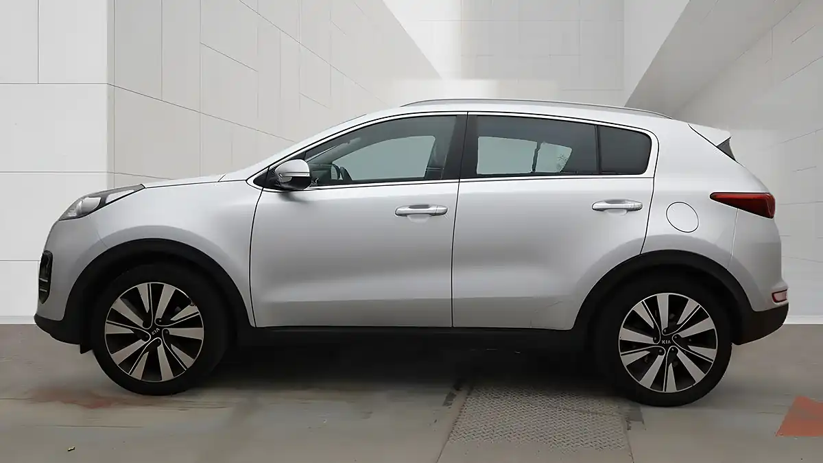Used 2016 Kia Sportage 3 Silver - Interior and Exterior details 6