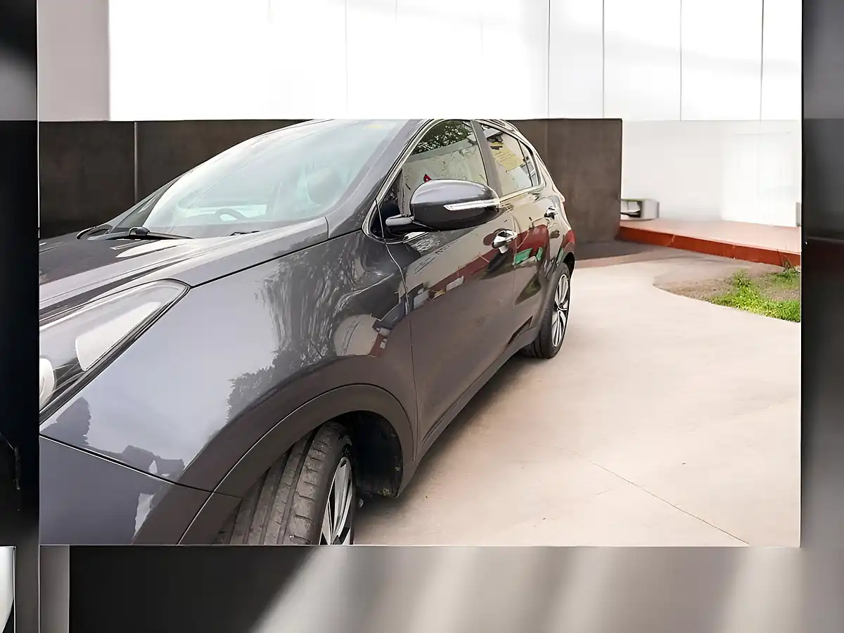 Used 2016 Kia Sportage 3 Silver - Interior and Exterior details 10