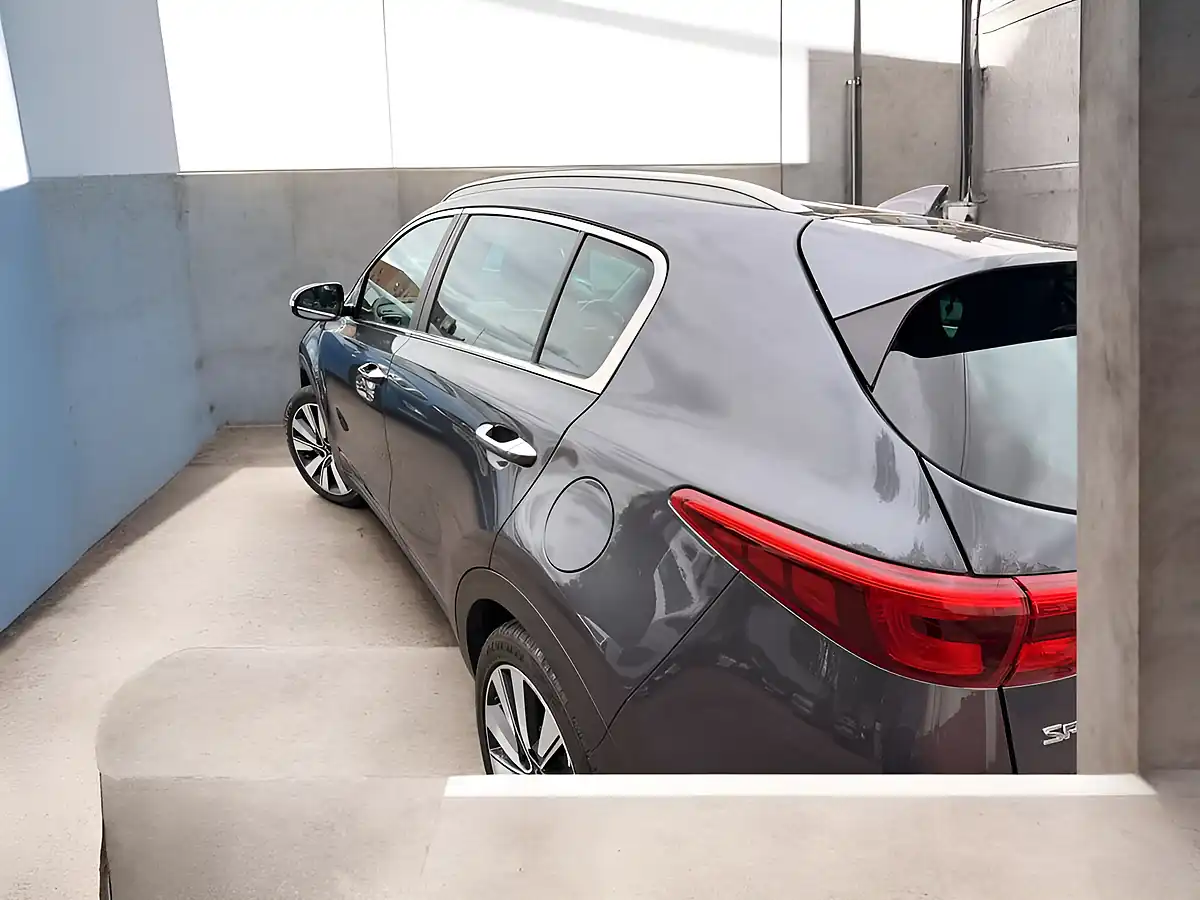 Used 2016 Kia Sportage 3 Silver - Interior and Exterior details 6
