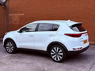 Used 2016 Kia Sportage 3 White - Interior and Exterior details 4
