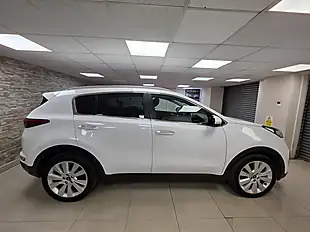 Used 2016 Kia Sportage 3 White - Interior and Exterior details 14
