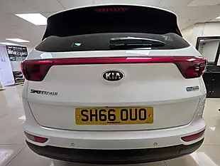 Used 2016 Kia Sportage 3 White - Interior and Exterior details 15