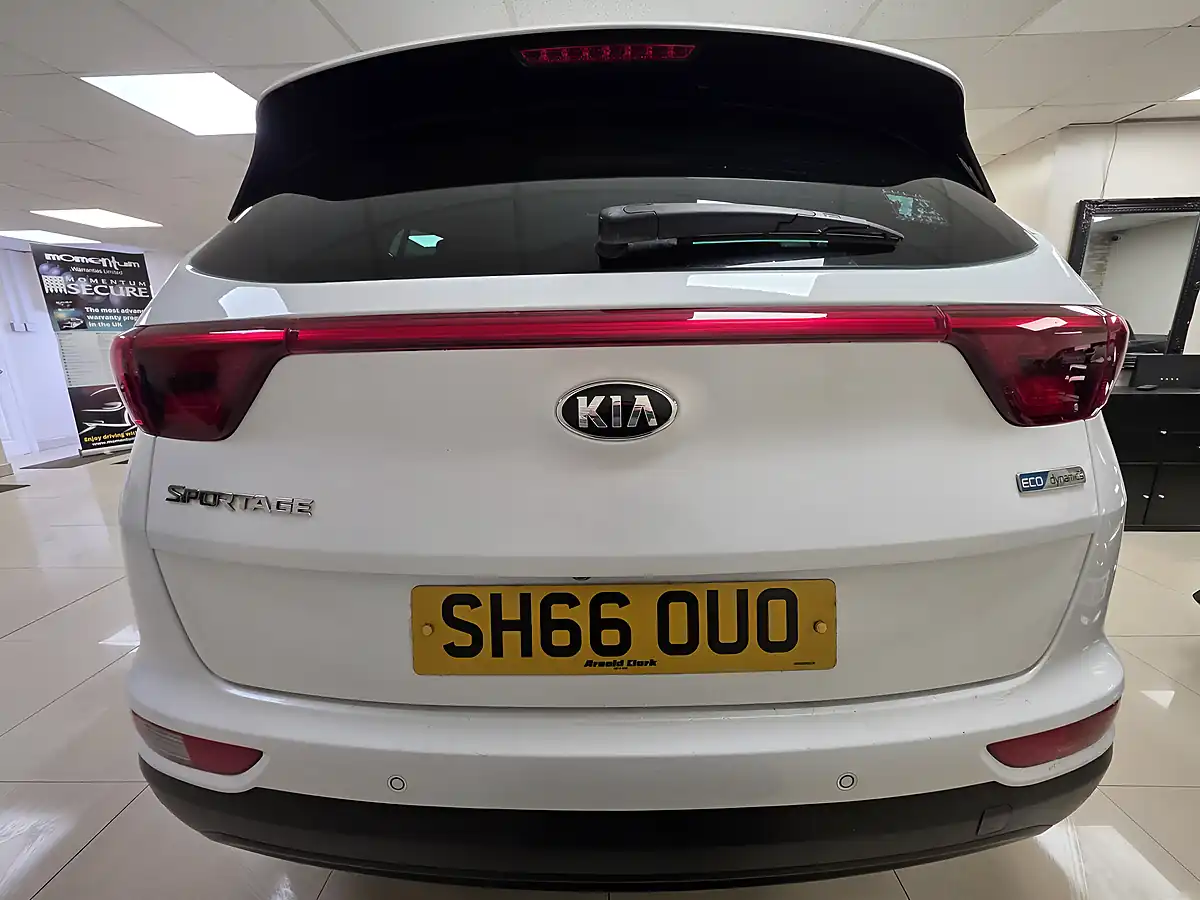 Used 2016 Kia Sportage 3 White - Interior and Exterior details 15