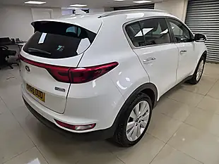 Used 2016 Kia Sportage 3 White - Interior and Exterior details 3