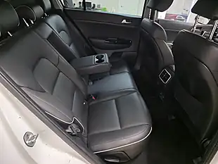 Used 2016 Kia Sportage 3 White - Interior and Exterior details 8
