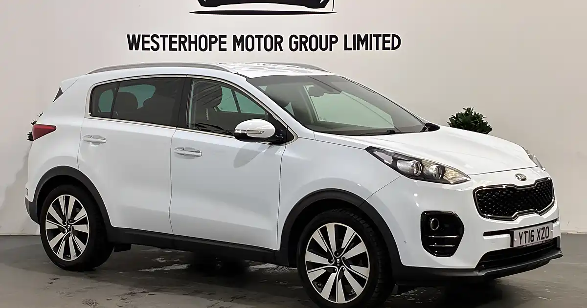 Used 2016 Kia Sportage 3 White - Front View