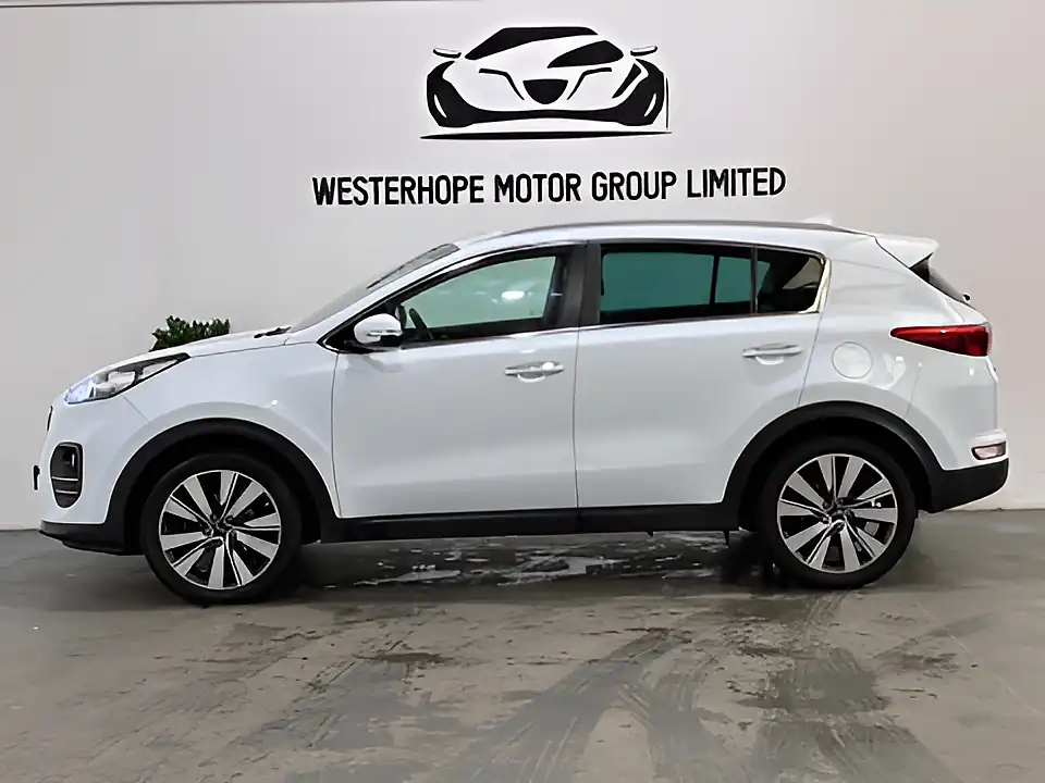 Used 2016 Kia Sportage 3 White - Interior and Exterior details 18