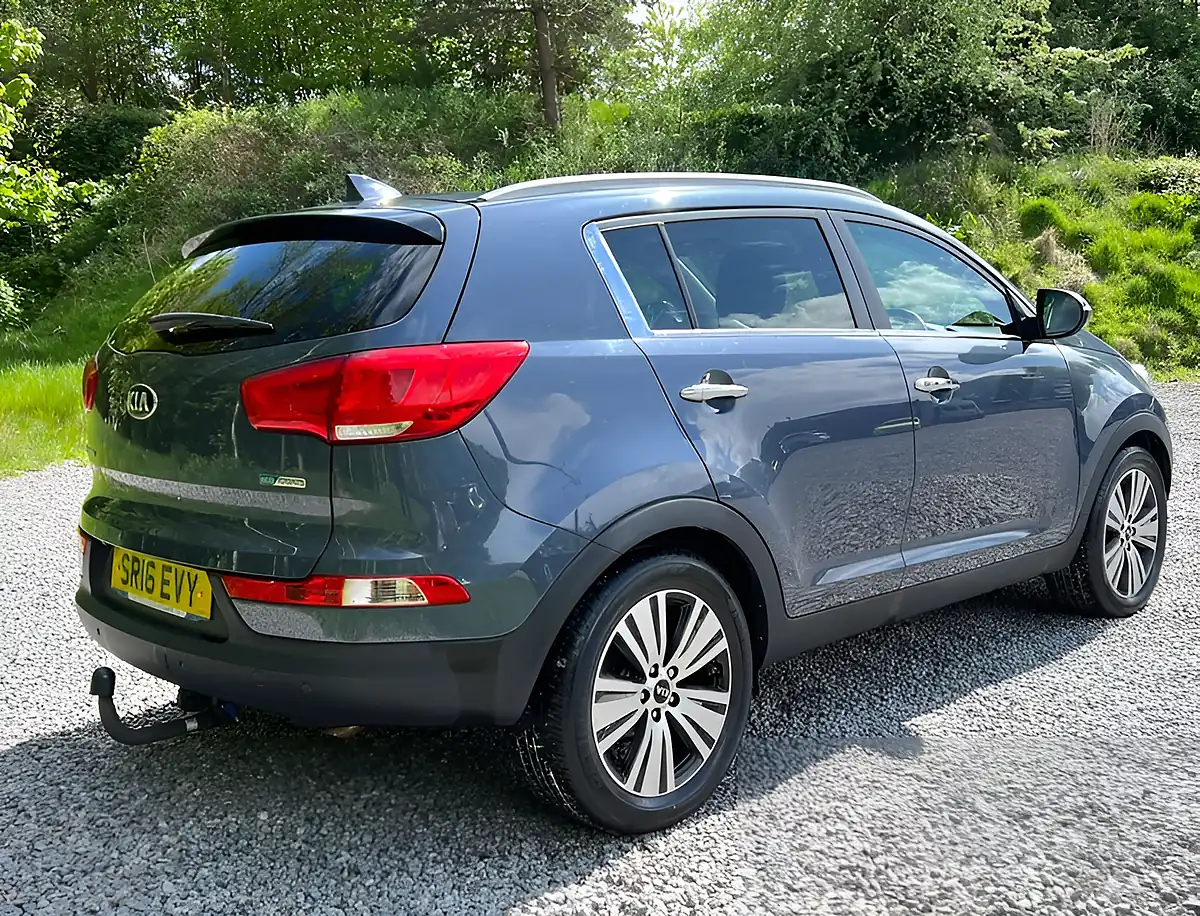 Used 2016 Kia Sportage 4 Isg Dark Gun Metal - Interior and Exterior details 3