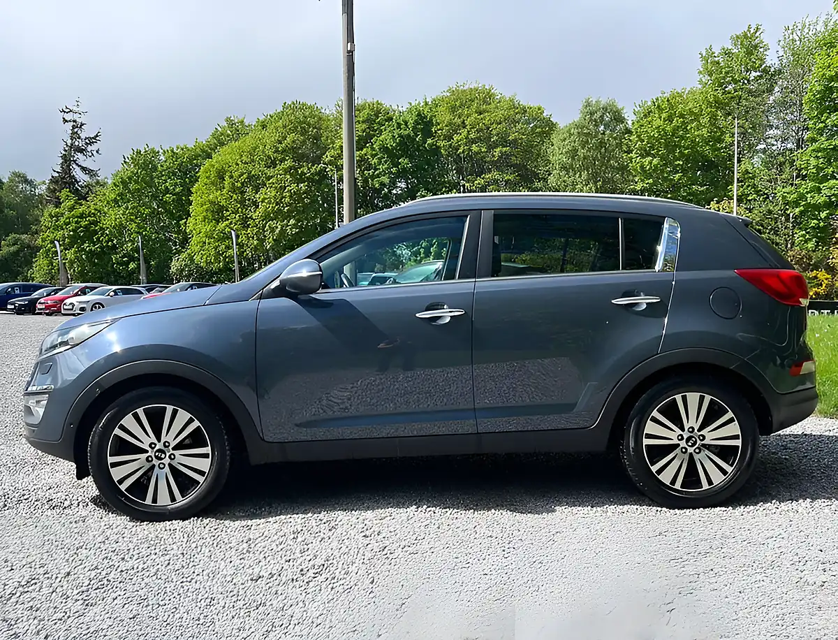 Used 2016 Kia Sportage 4 Isg Dark Gun Metal - Interior and Exterior details 6