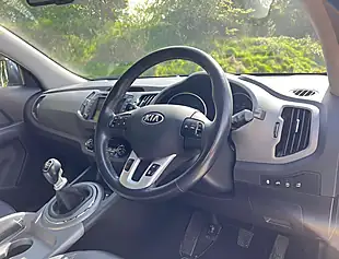 Used 2016 Kia Sportage 4 Isg Dark Gun Metal - Interior and Exterior details 9