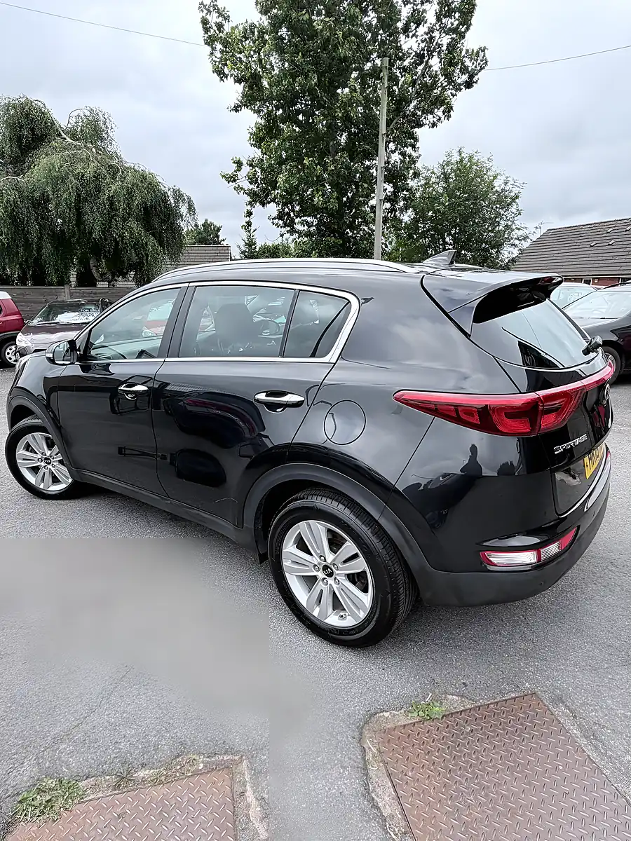 Used 2016 Kia Sportage Black - Interior and Exterior details 5