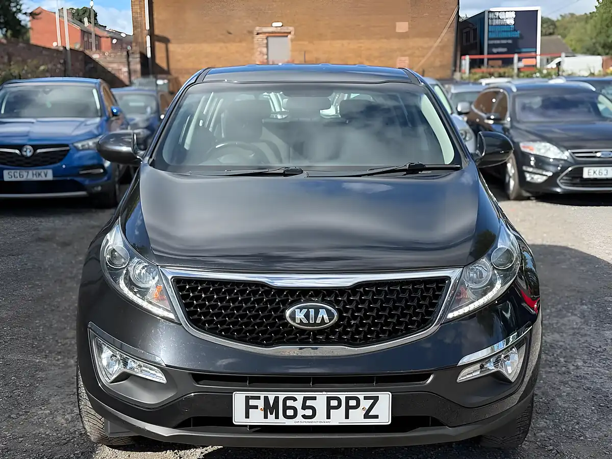 Used 2016 Kia Sportage Ecodynamics 1 2WD Euro 6 (s/S) 5dr Black - Interior and Exterior details 2