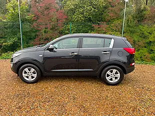 Used 2016 Kia Sportage Ecodynamics 1 Black - Interior and Exterior details 8
