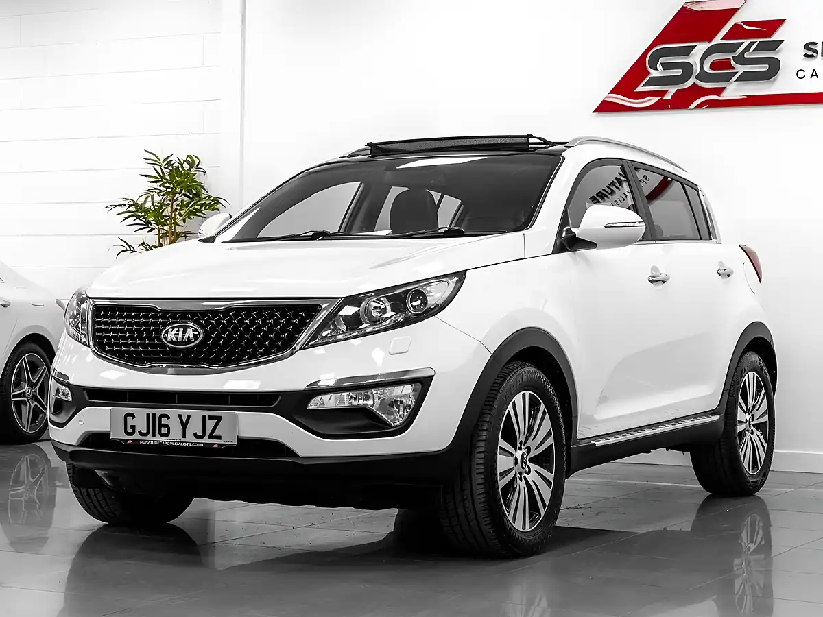 Used 2016 Kia Sportage Ecodynamics 3 White - Front View