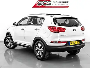 Used 2016 Kia Sportage Ecodynamics 3 White - Interior and Exterior details 7