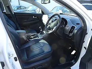 Used 2016 Kia Sportage Ecodynamics 4 White - Interior and Exterior details 14