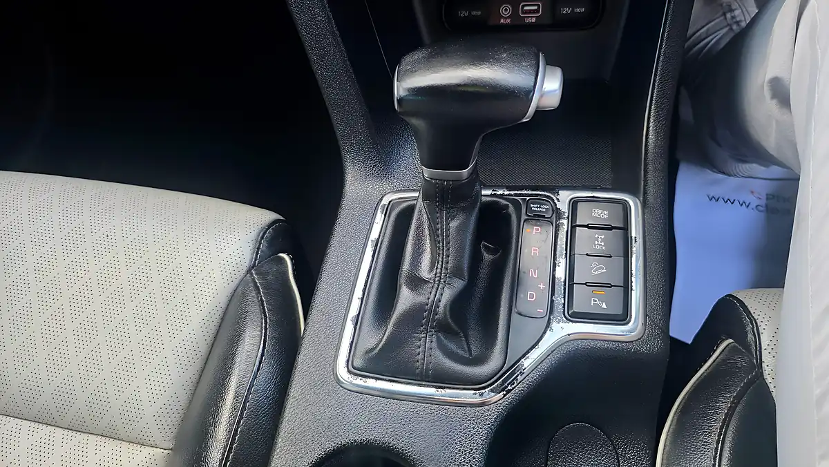 Used 2016 Kia Sportage GT-Line Black - Interior and Exterior details 14