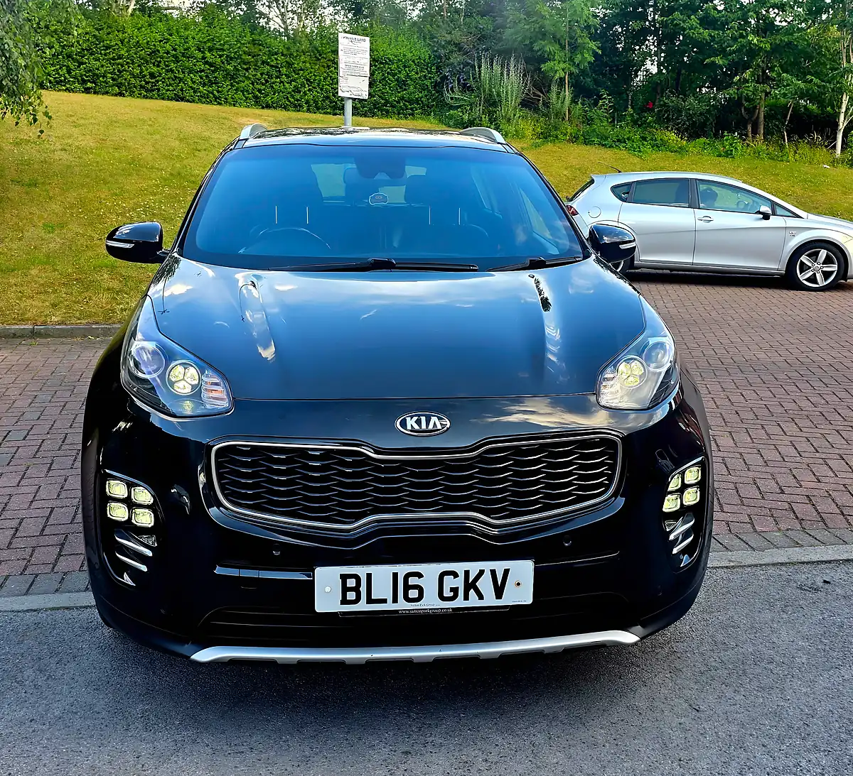 Used 2016 Kia Sportage GT-Line Black - Interior and Exterior details 3