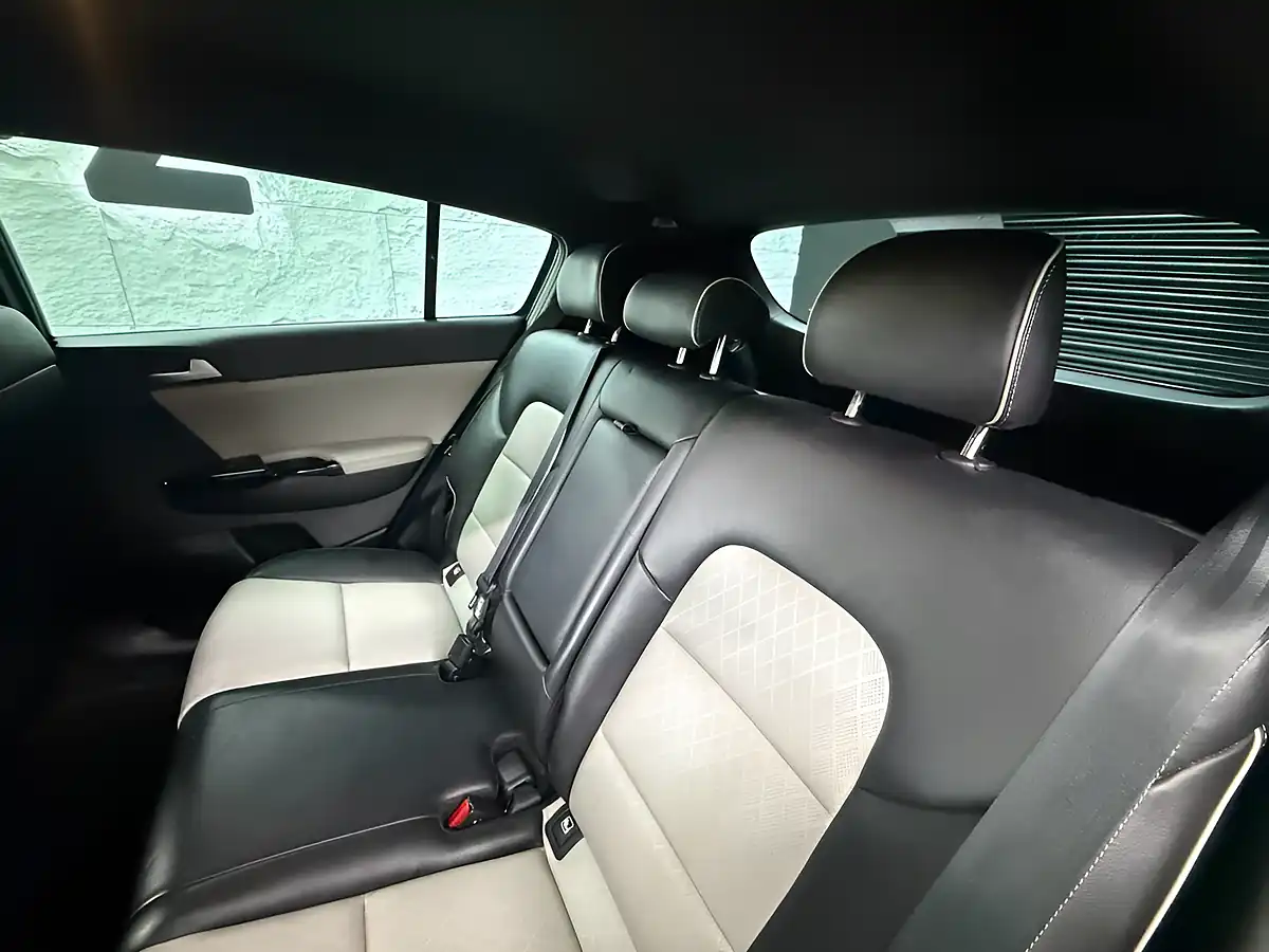 Used 2016 Kia Sportage GT-Line Dark Gun Metal - Interior and Exterior details 12