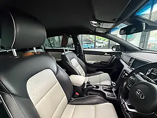 Used 2016 Kia Sportage GT-Line Dark Gun Metal - Interior and Exterior details 5