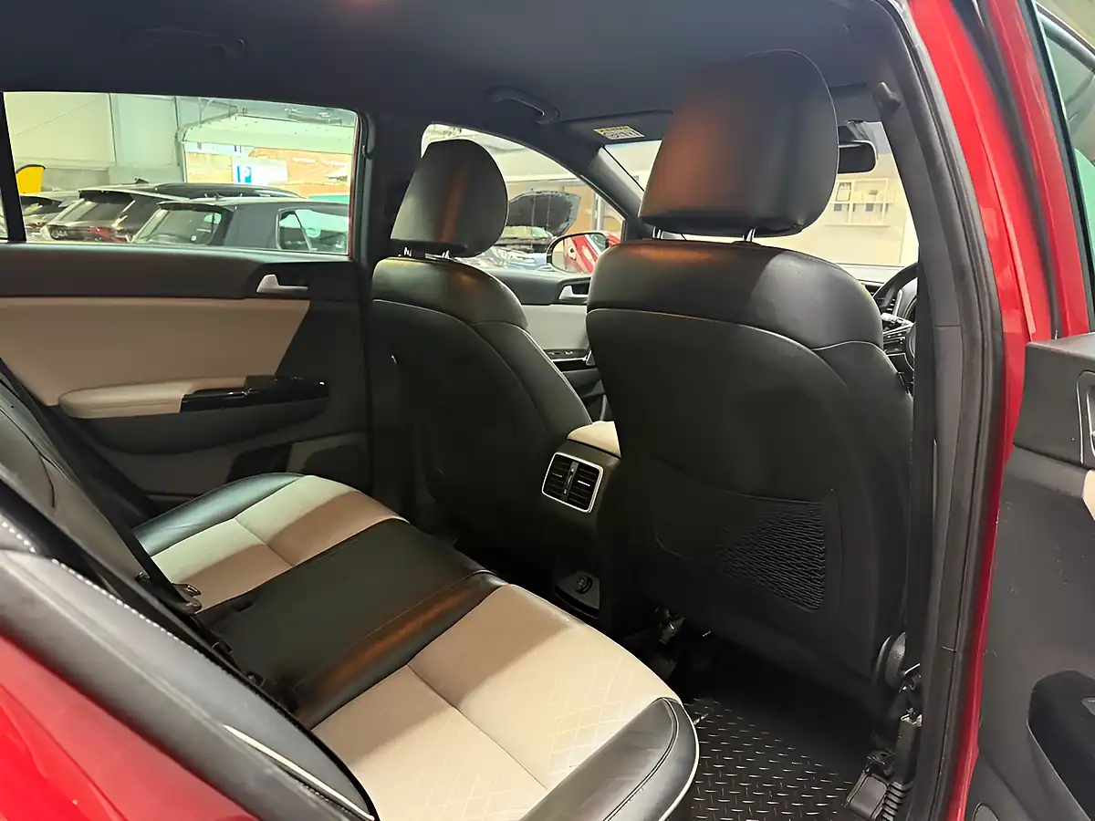 Used 2016 Kia Sportage GT-Line Red - Interior and Exterior details 13
