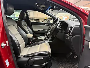 Used 2016 Kia Sportage GT-Line Red - Interior and Exterior details 5