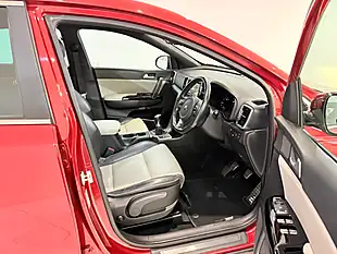 Used 2016 Kia Sportage GT-Line Red - Interior and Exterior details 15