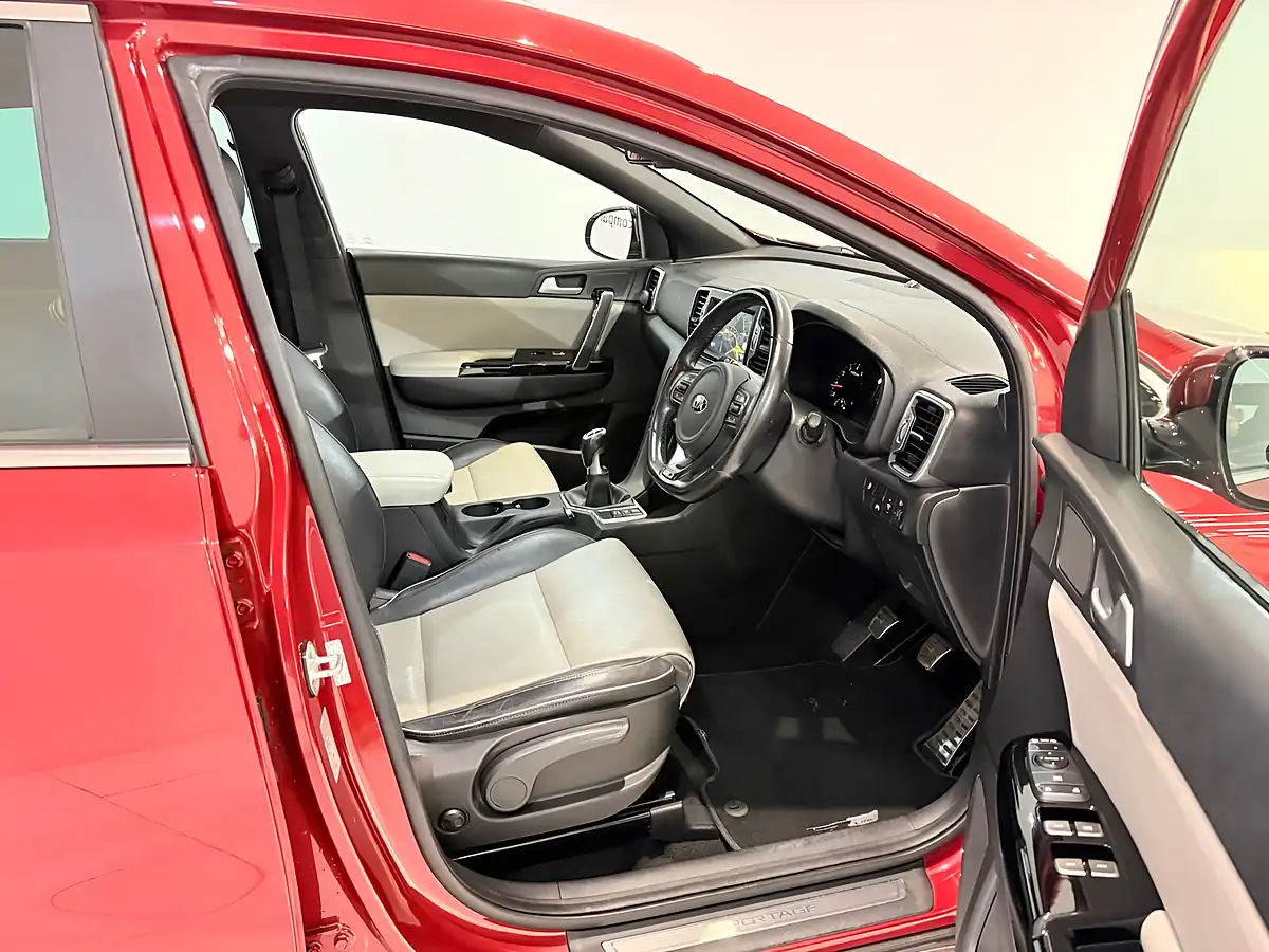 Used 2016 Kia Sportage GT-Line Red - Interior and Exterior details 15