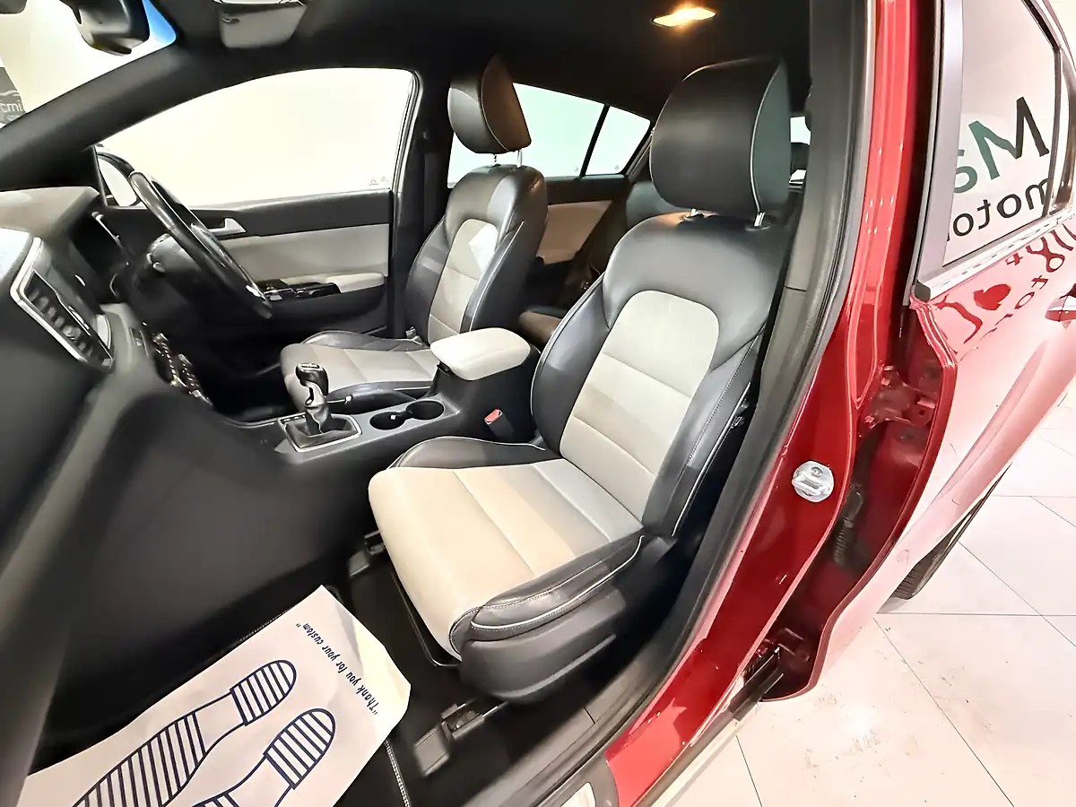 Used 2016 Kia Sportage GT-Line Red - Interior and Exterior details 18