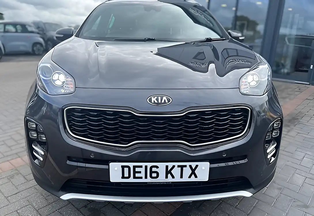 Used 2016 Kia Sportage GT-Line Silver - Interior and Exterior details 3