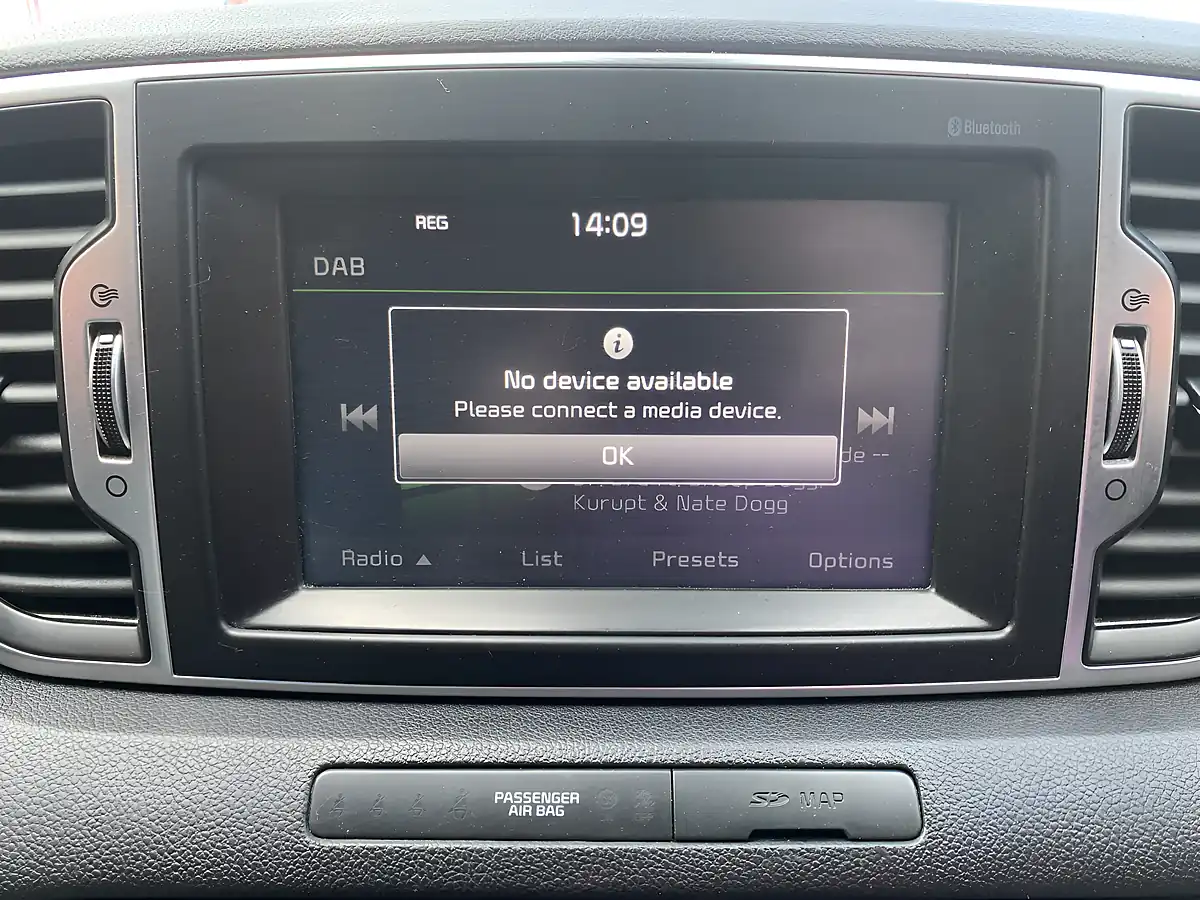 Used 2016 Kia Sportage GT-Line Silver - Interior and Exterior details 11
